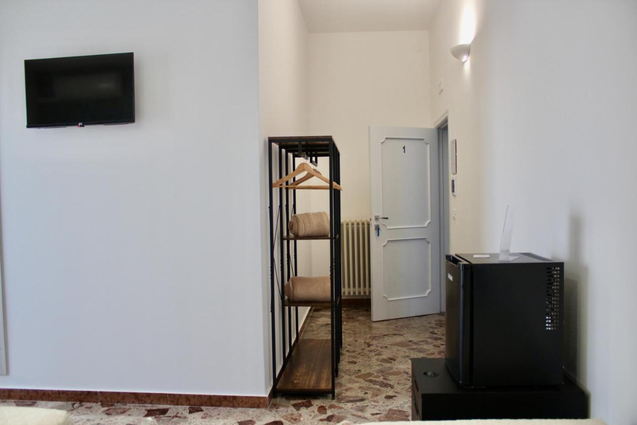 B&B Degli Angeli Лечче Экстерьер фото